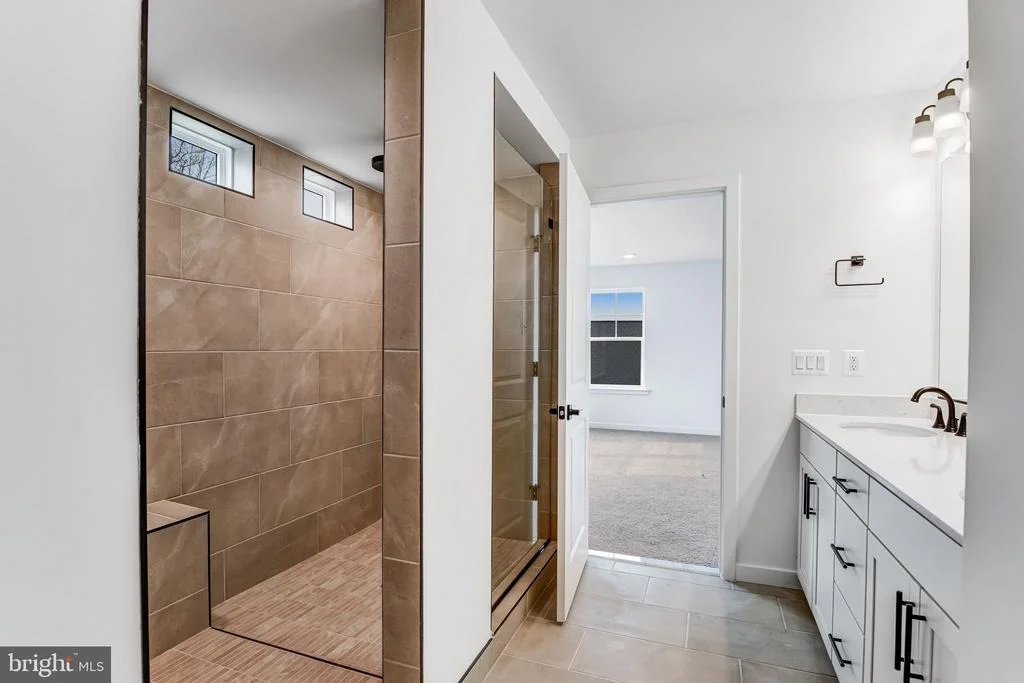 Photo of 2063 SPRINGVALE DRIVE