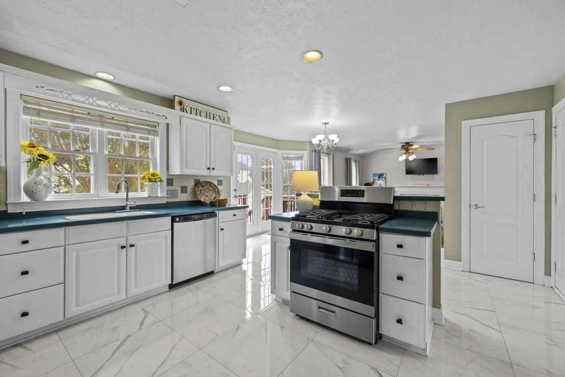 Photo of 116 MCCLURE WAY