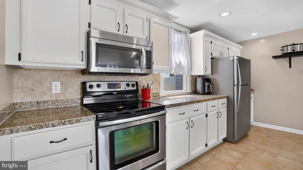 Photo of 7741 OUTING AVENUE