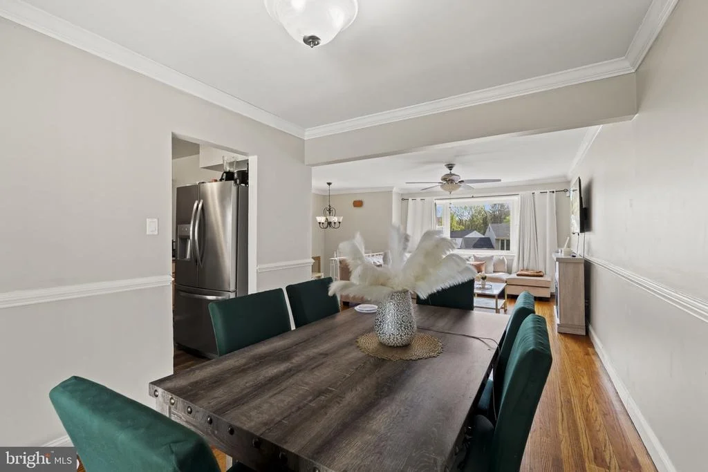 Photo of 111 E HEMMINGS WAY