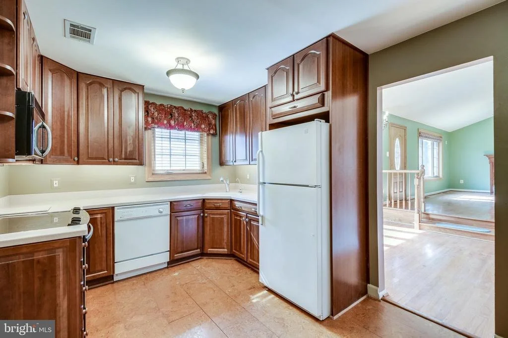 Photo of 5204 PUMPHREY DRIVE