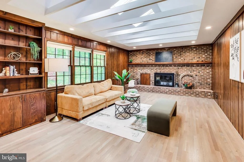 Photo of 6820 COLBURN DRIVE