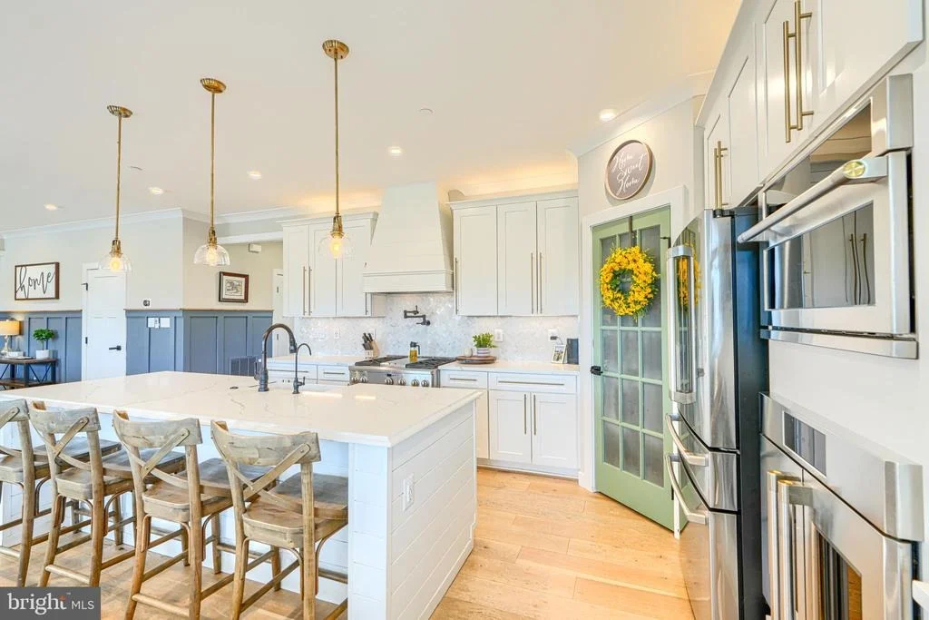 Photo of 2553 HANOVER PIKE