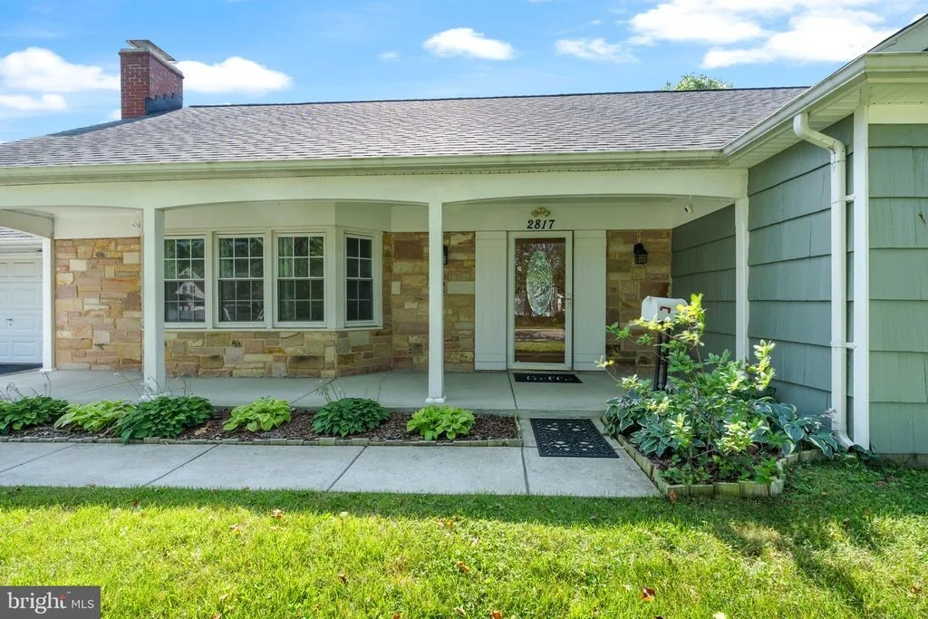 Photo of 2817 STONYBROOK DRIVE