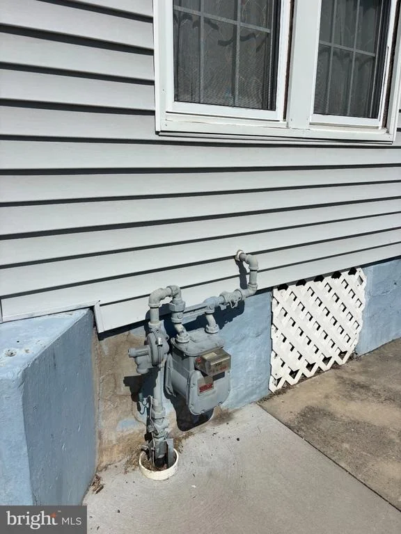 Photo of 202 E ELDER STREET