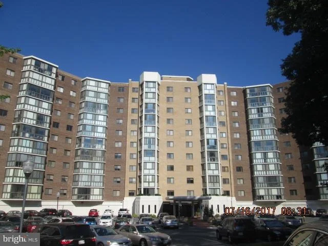 Photo of Unit 3215 at 15115 INTERLACHEN DRIVE
