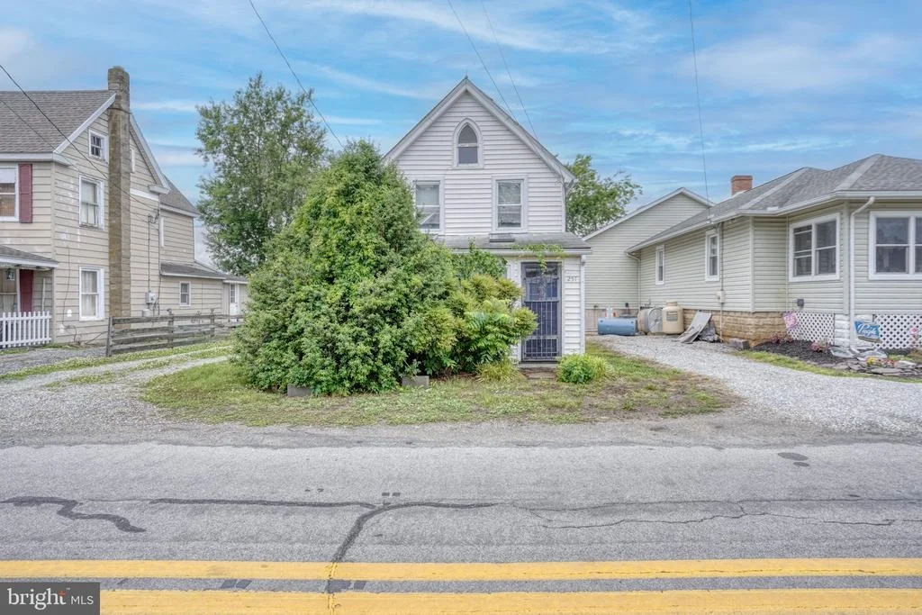 Photo of 257 FRONT STREET
