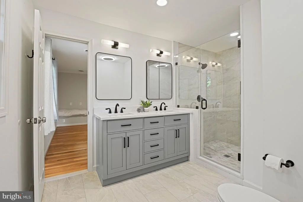Photo of 7821 FALSTAFF ROAD