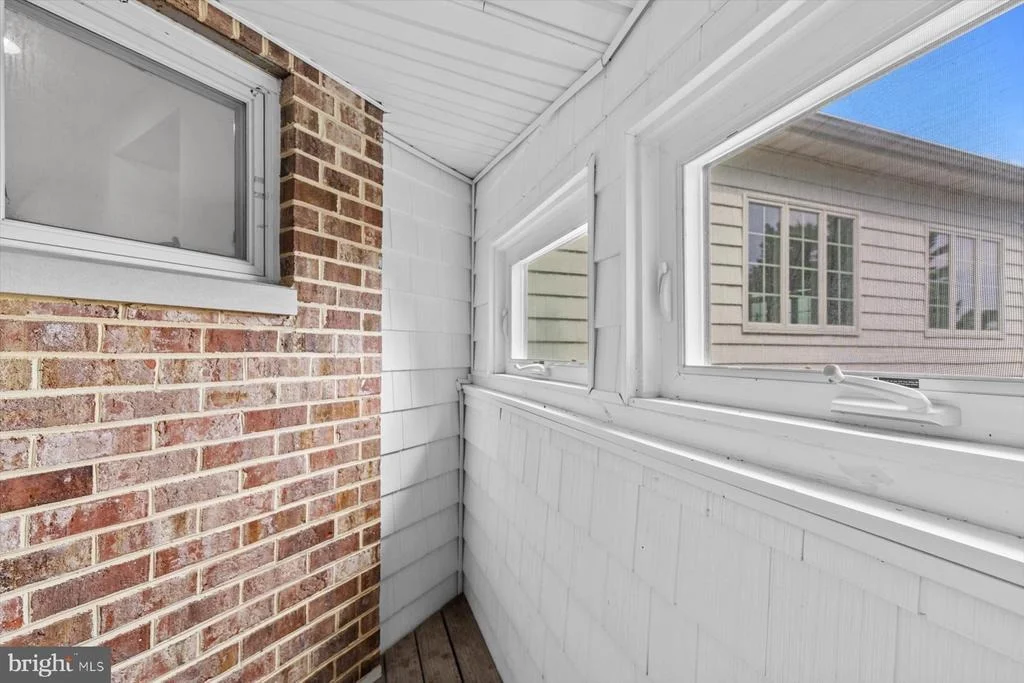 Photo of 20340 SILVER LAKE DRIVE