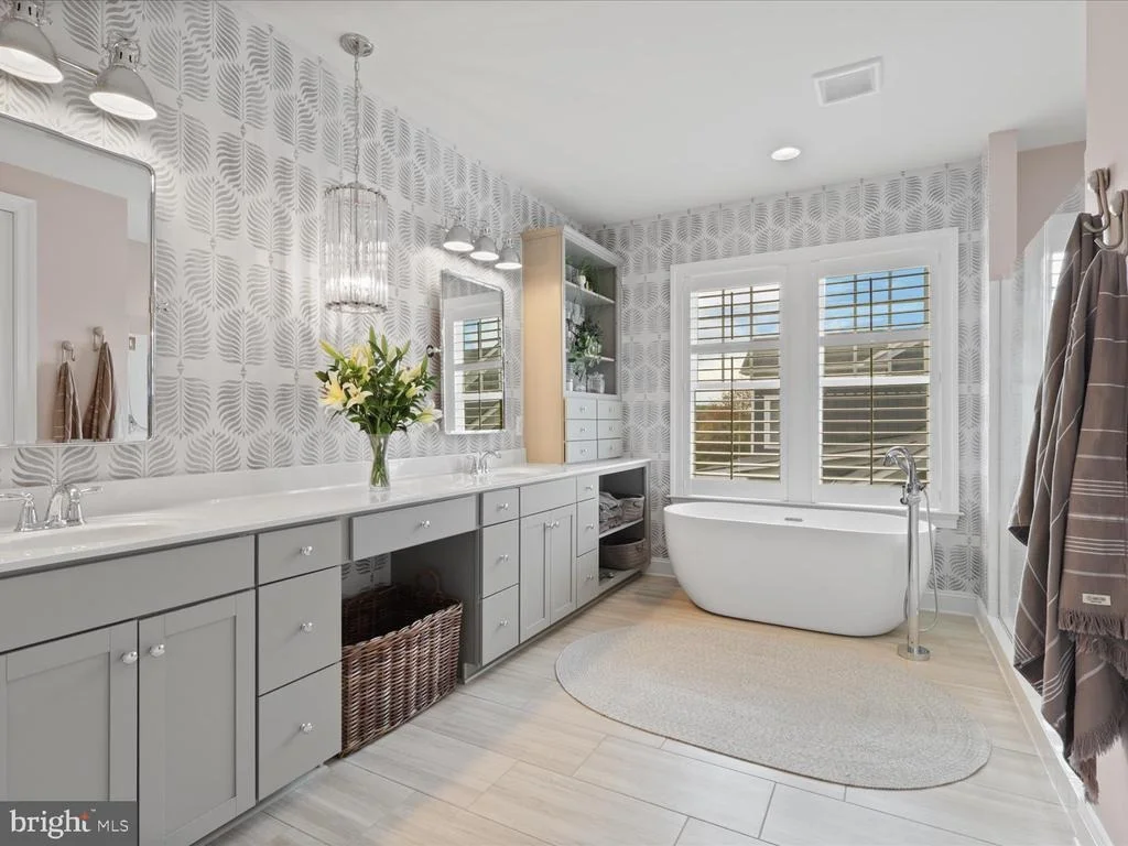 Photo of 25970 LIQUIDAMBAR LANE