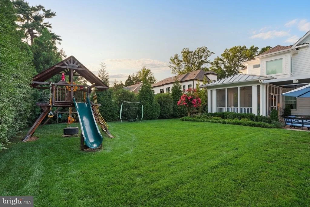 Photo of 6909 ARBOR LANE