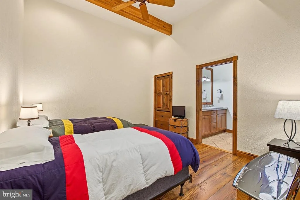 Photo of 2747 MARSH HILL ROAD