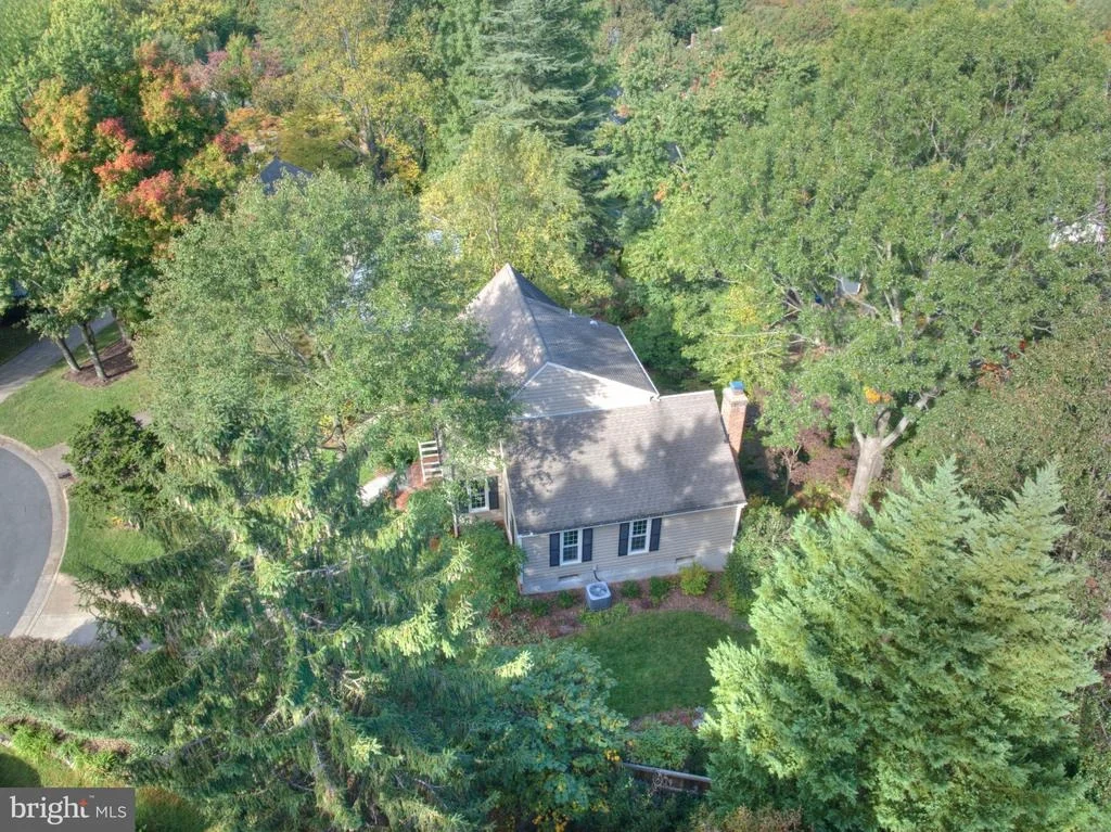 Photo of 11800 BRIAR MILL LANE