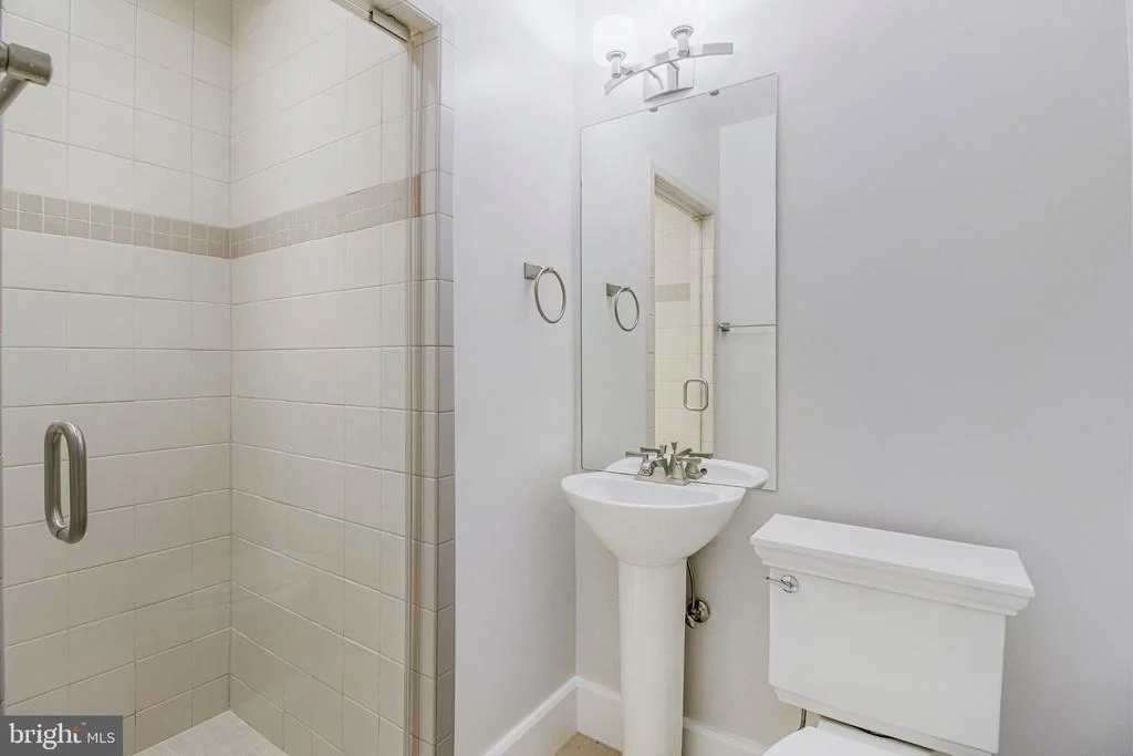 Photo of 1753 ARMY NAVY DRIVE