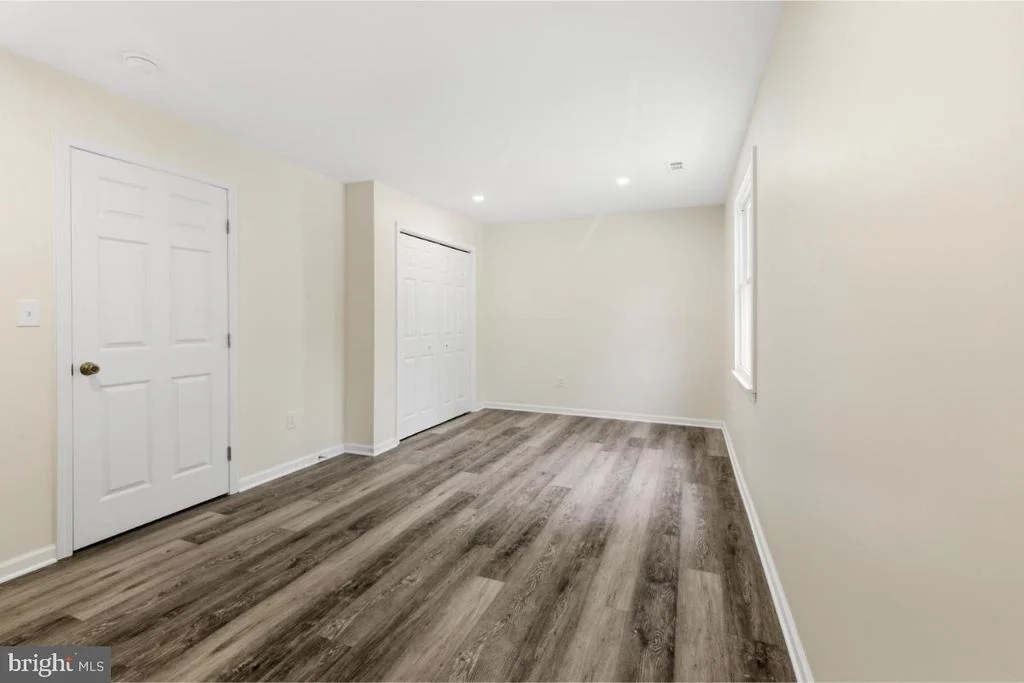 Photo of 24823 CUTSAIL DRIVE