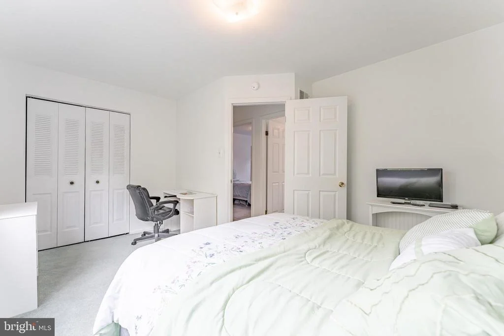 Photo of 1239 UPTON CIRCLE