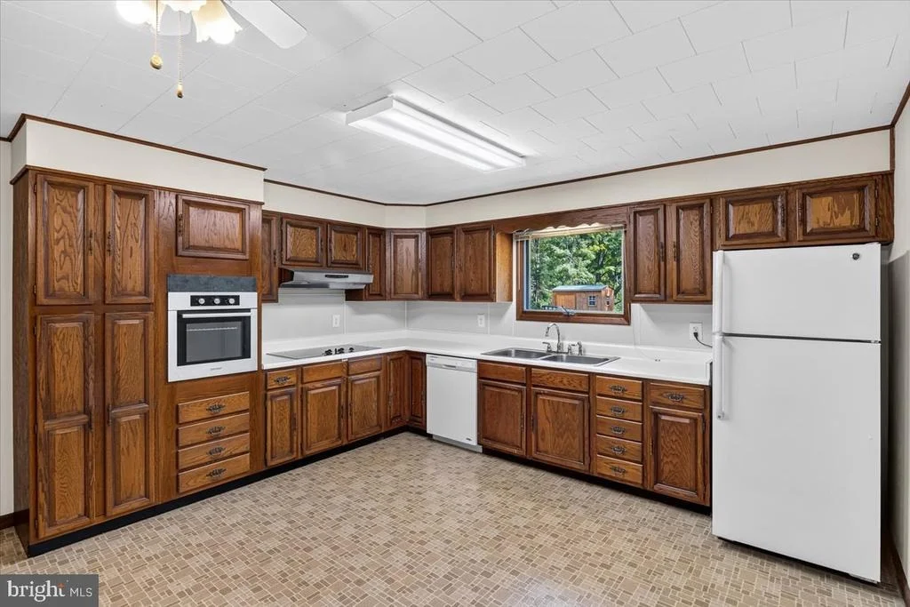 Photo of 3623 BEAR CREEK ROAD