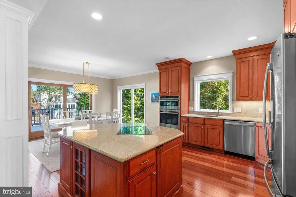 Photo of 309 W 5TH STREET