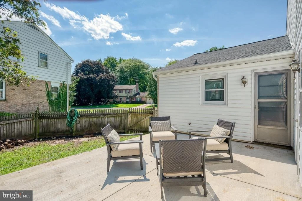 Photo of 625 FOXCROFT DRIVE