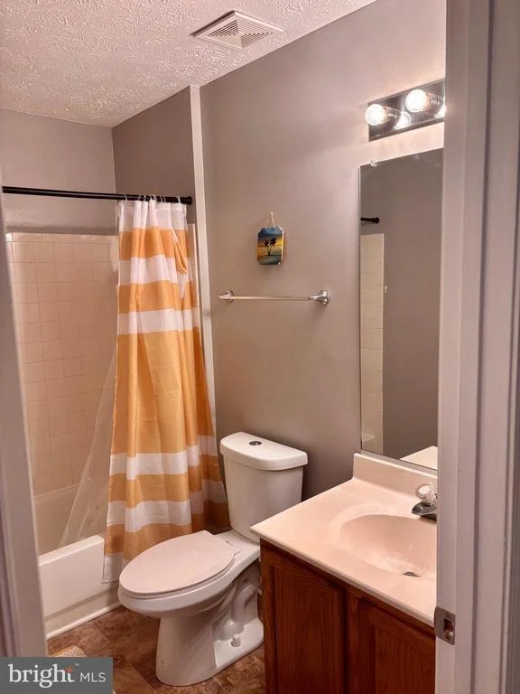 Photo of Unit 5 at 2159 BRISTOL DRIVE