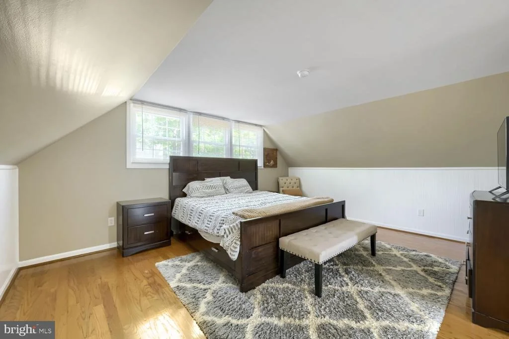 Photo of 13459 OVERBROOK LANE