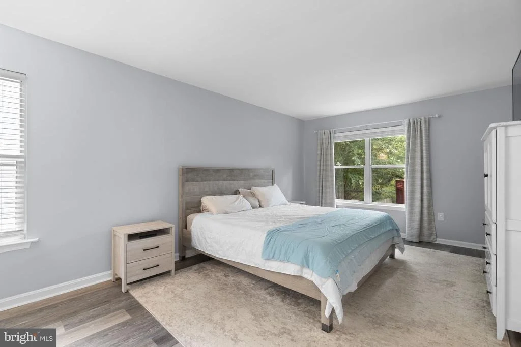 Photo of 287 NORTH DRIVE