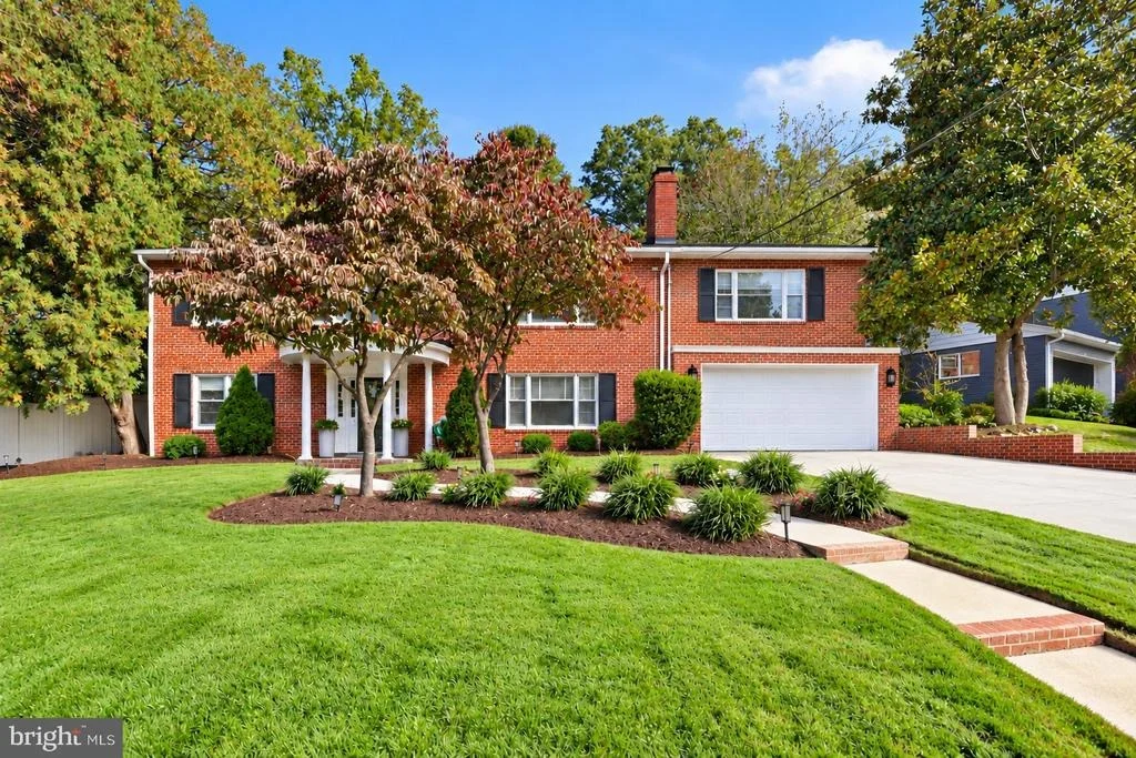 Photo of 6250 DIAMOND DRIVE