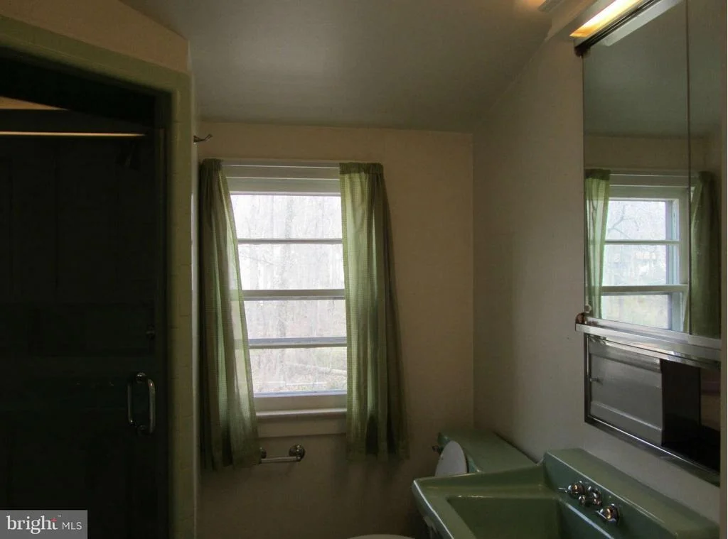 Photo of 10816 SCOTT DRIVE