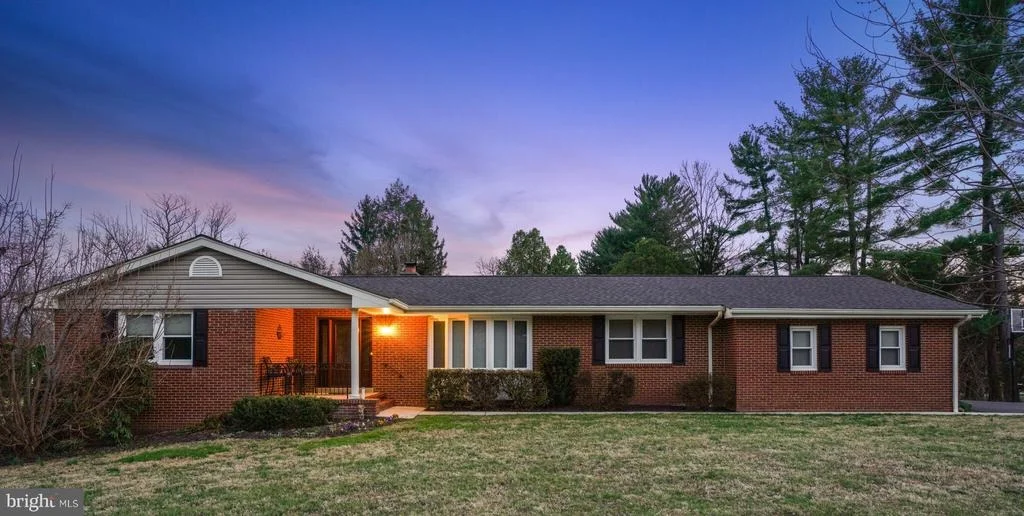 Photo of 1800 GAYFIELDS DRIVE