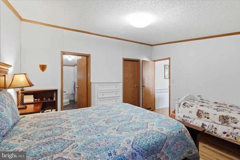 Photo of 11125 LAKESIDE DRIVE