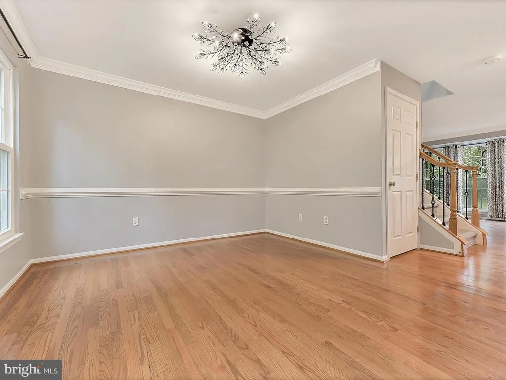 Photo of 620 ANGELWING LANE