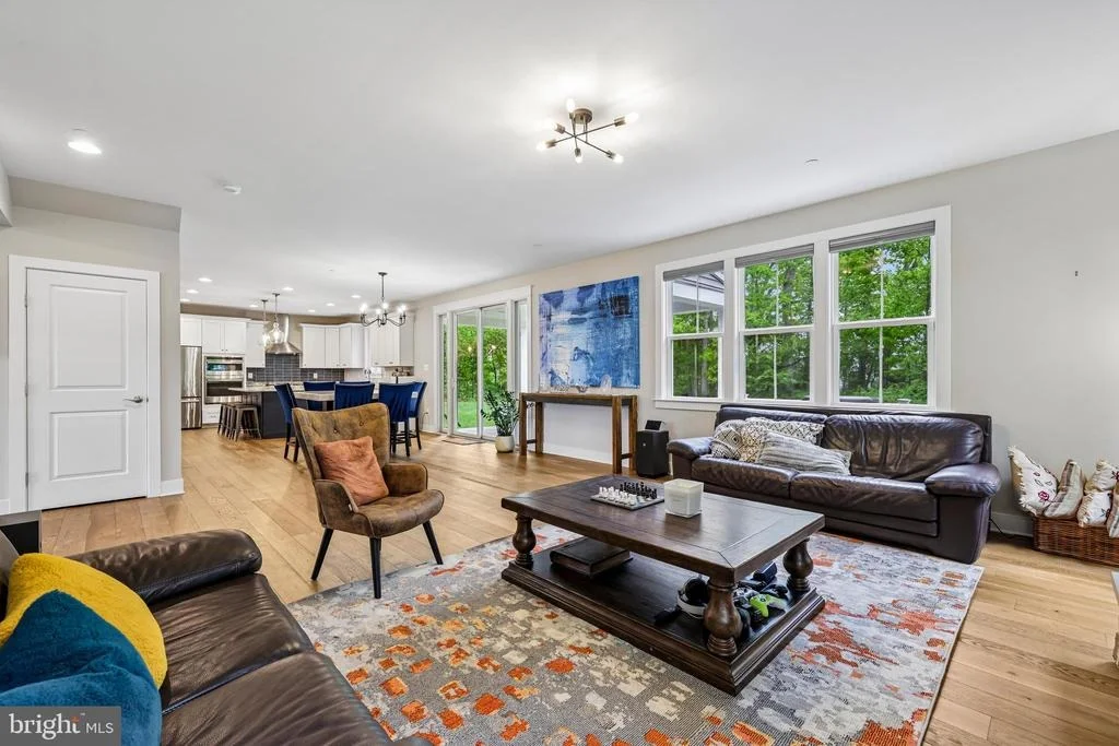 Photo of 1310 HOOK ROAD