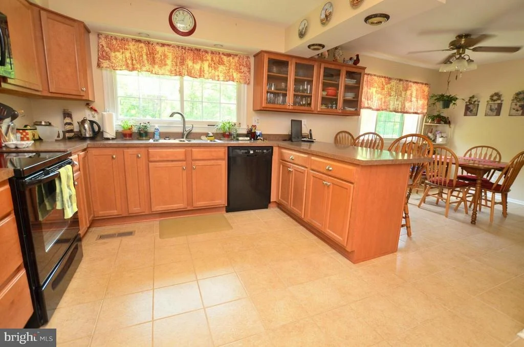 Photo of 8777 HUNT TRAIL