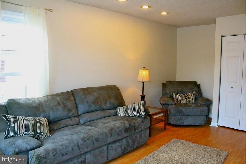 Photo of 6471 OLD HIGHGATE DRIVE