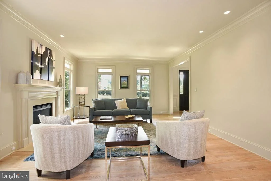 Photo of 1332 WINDY HILL