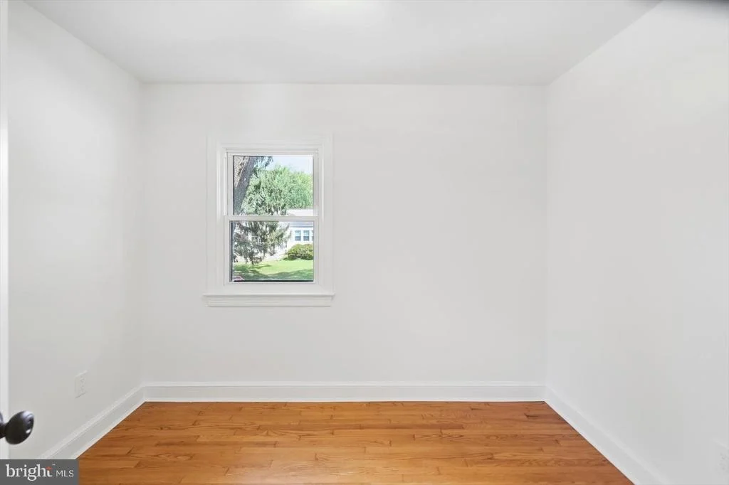 Photo of 9424 COLESVILLE ROAD