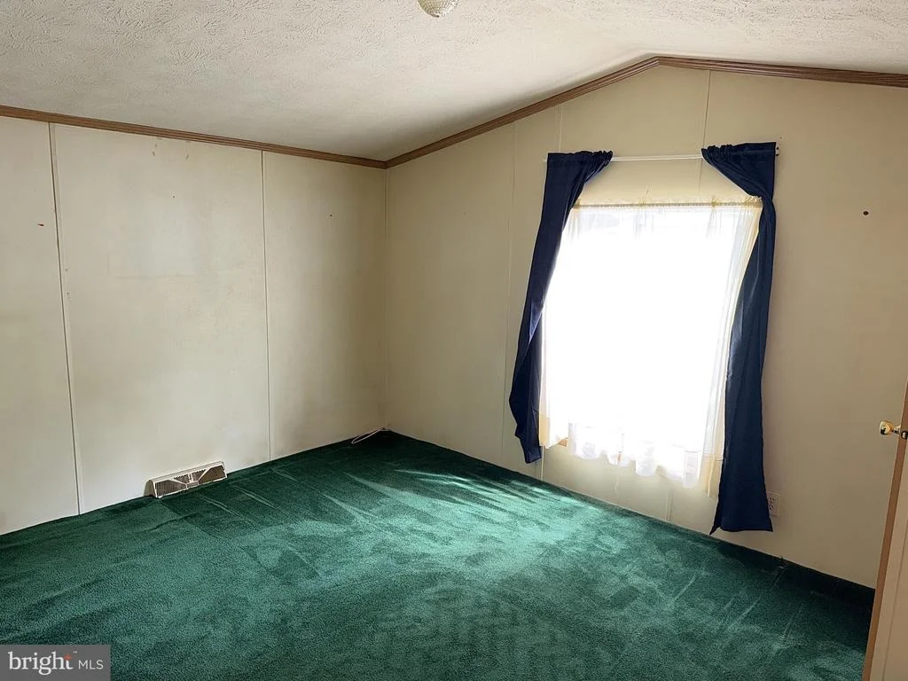 Photo of Unit TRLR21 at 578 TRIMBLE ROAD