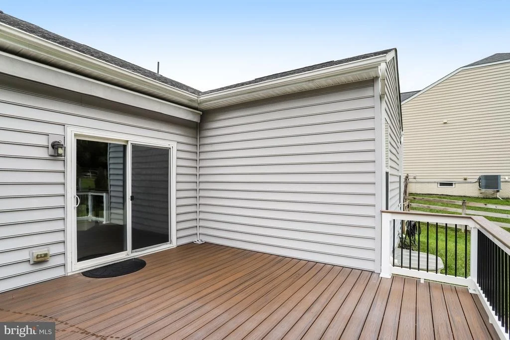 Photo of 26798 BARNSLEY PLACE