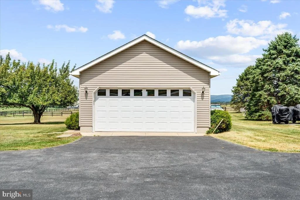 Photo of 3938 CHERRY LANE
