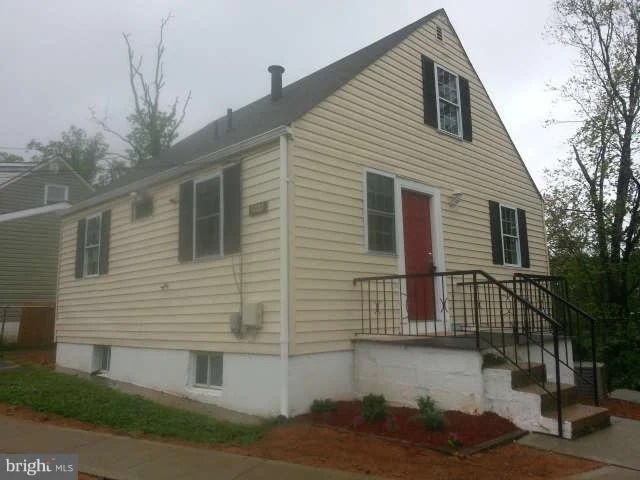 Photo of 5818 63RD AVENUE