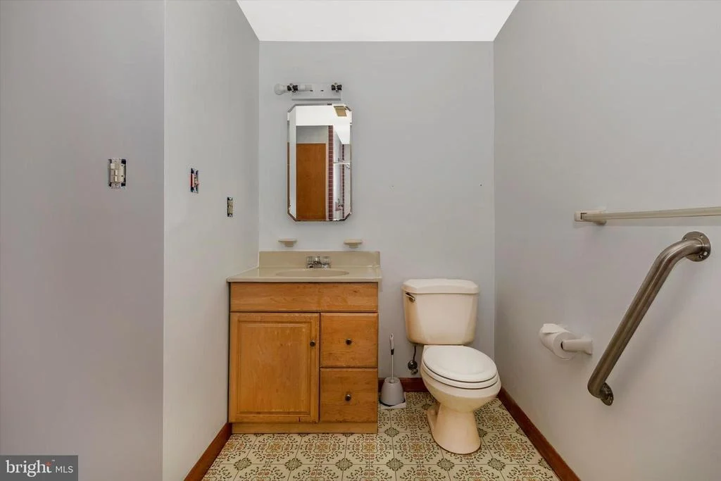 Photo of 1810 ROCKY GLEN DRIVE