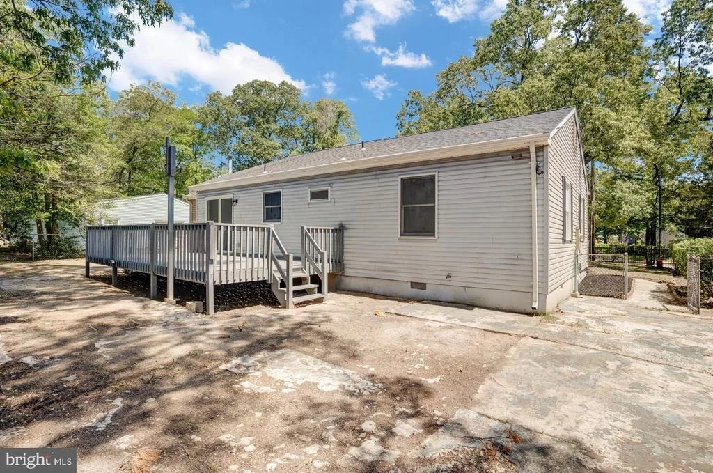 Photo of 615 BEACH BOULEVARD