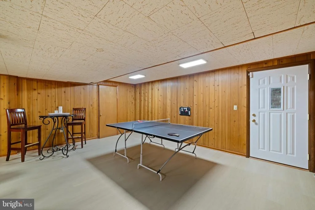 Photo of 11809 COLLINS DRIVE