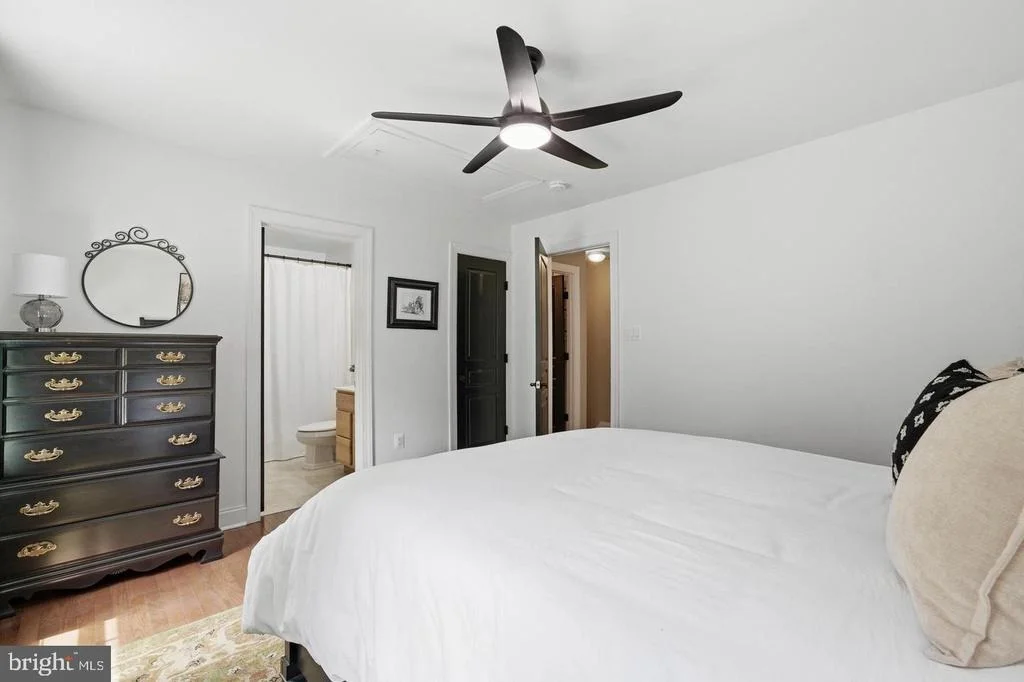 Photo of 3820 LEAFCREST COURT