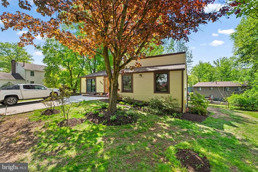 Photo of 8807 DRYSTRAW DRIVE