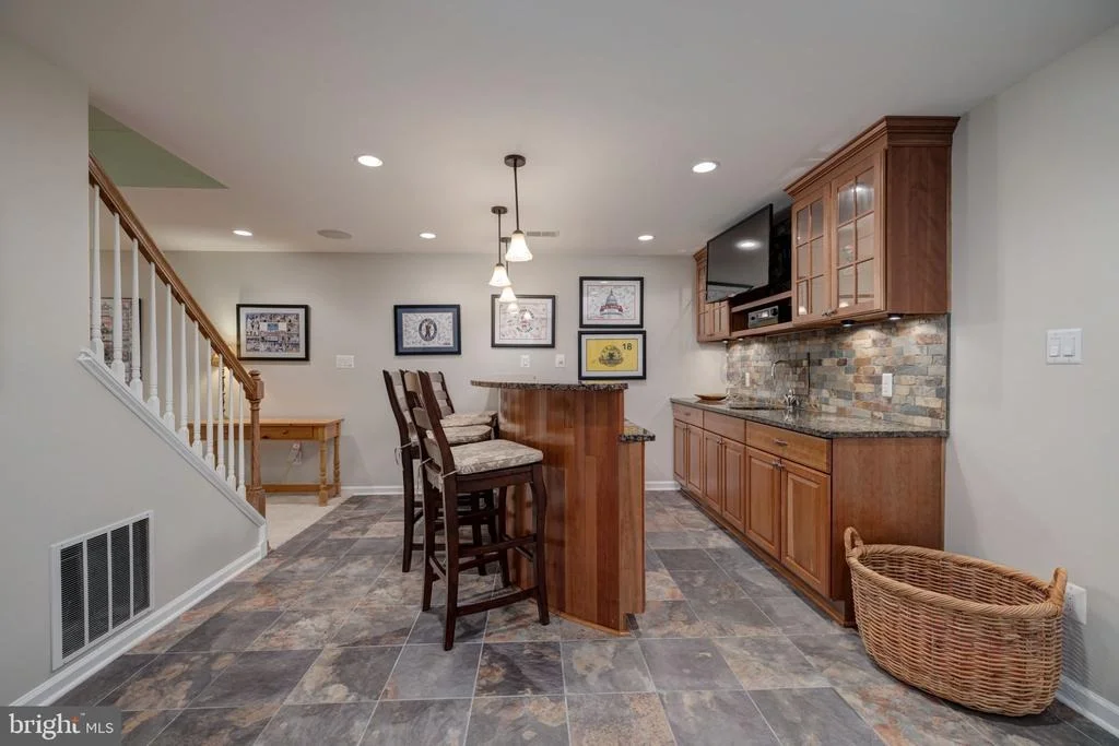 Photo of 8508 HEATHER POINT DRIVE