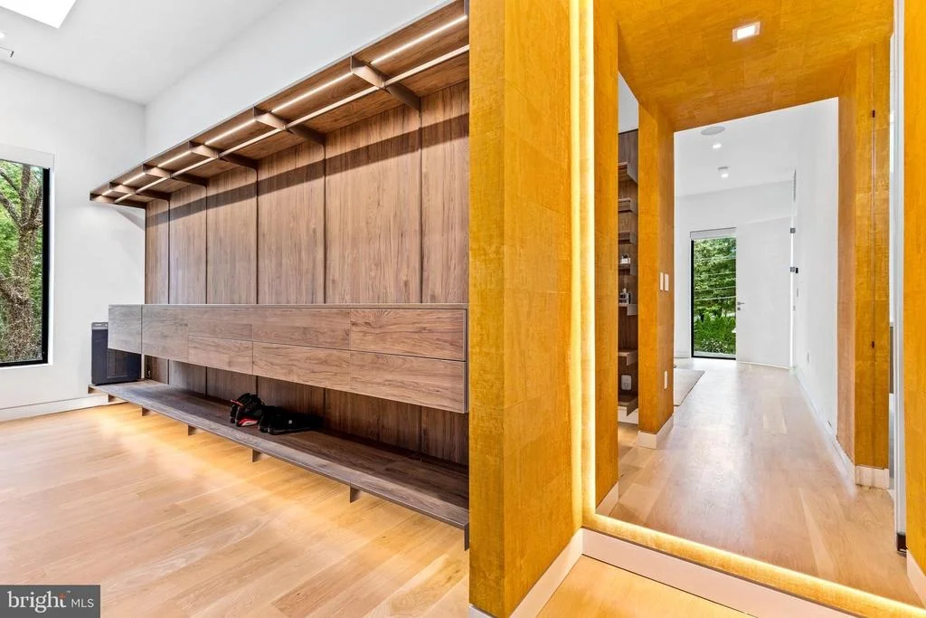 Photo of 7216 DAVIS COURT
