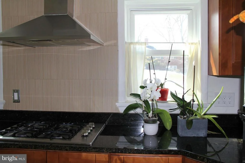 Photo of 6514 FAIRLAWN DRIVE