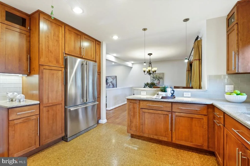 Photo of 418 NEALE COURT
