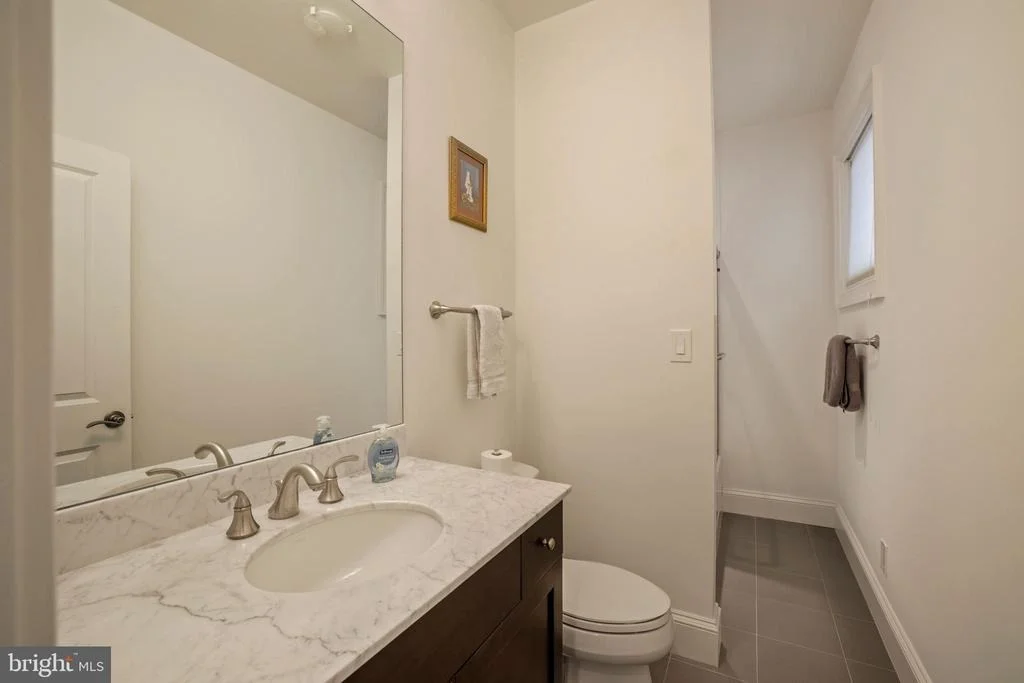 Photo of 1332 WINDY HILL